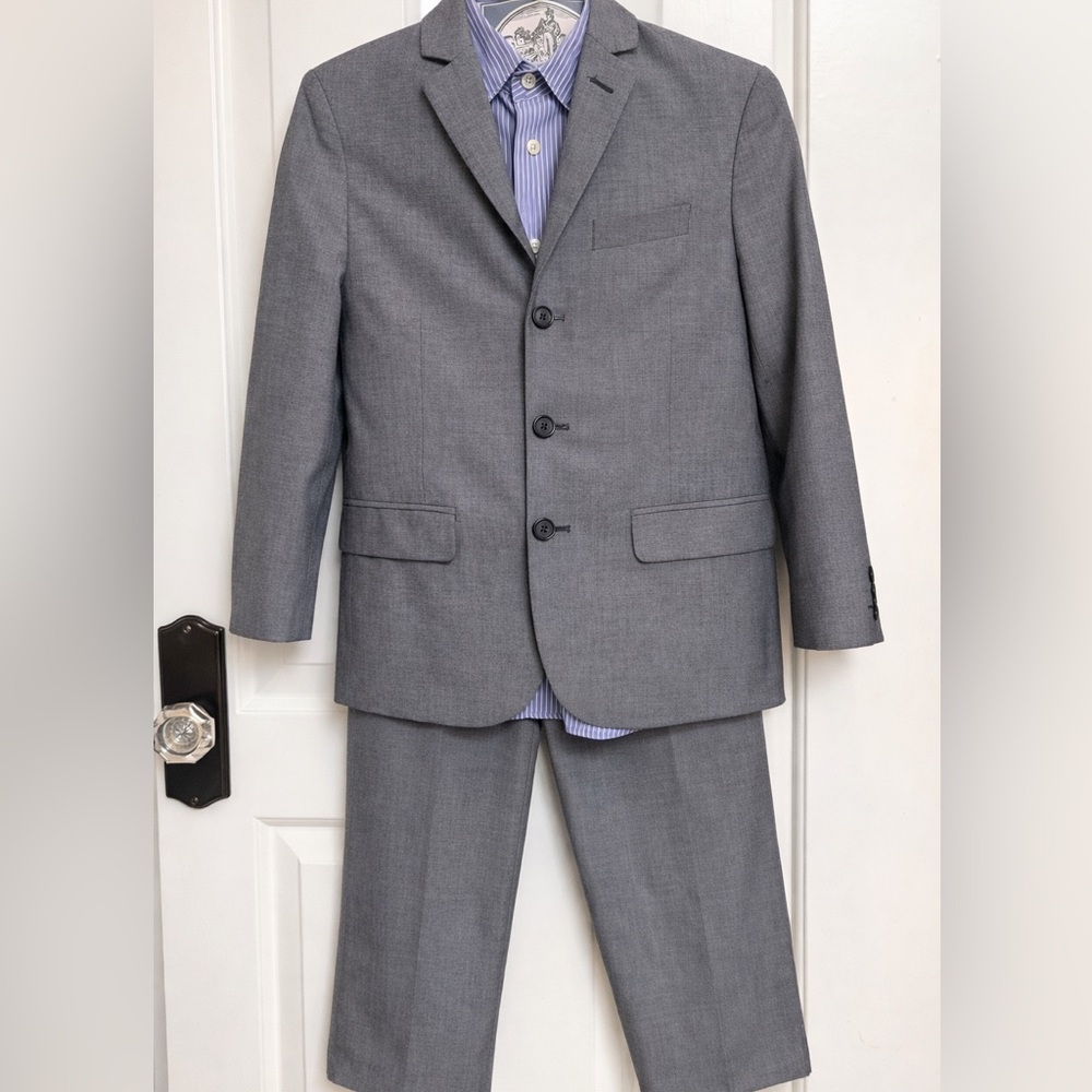 English Laundry Boys Gray Suit Set + Blue & White Striped Dress Shirt Size 8